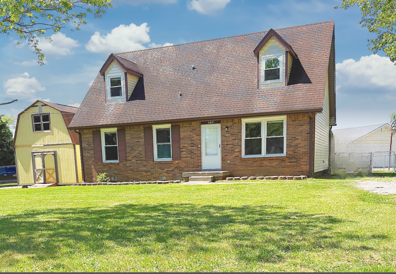 404 Carter Rd - Photo 3 of 12