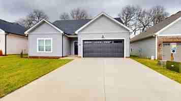 featured image of 892 Mcintyre St