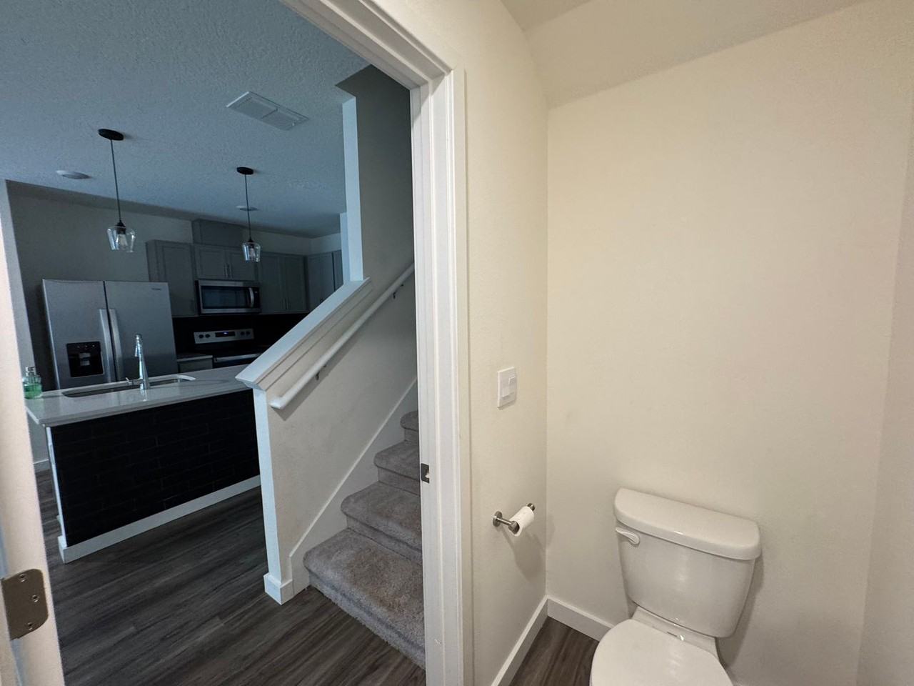 77 Myrtle St - Photo 7 of 26