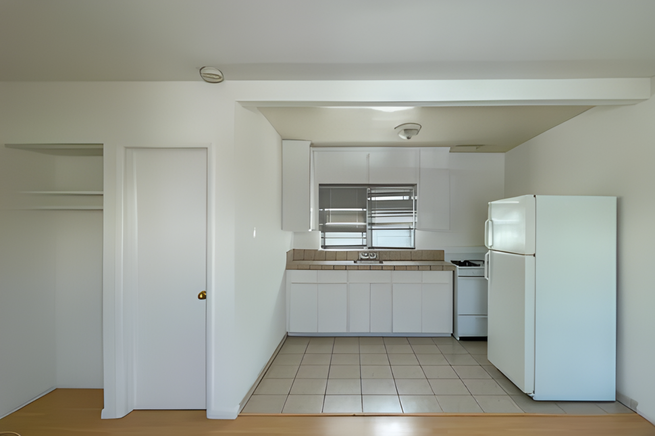 Centinela Apartments - Photo 2 of 23