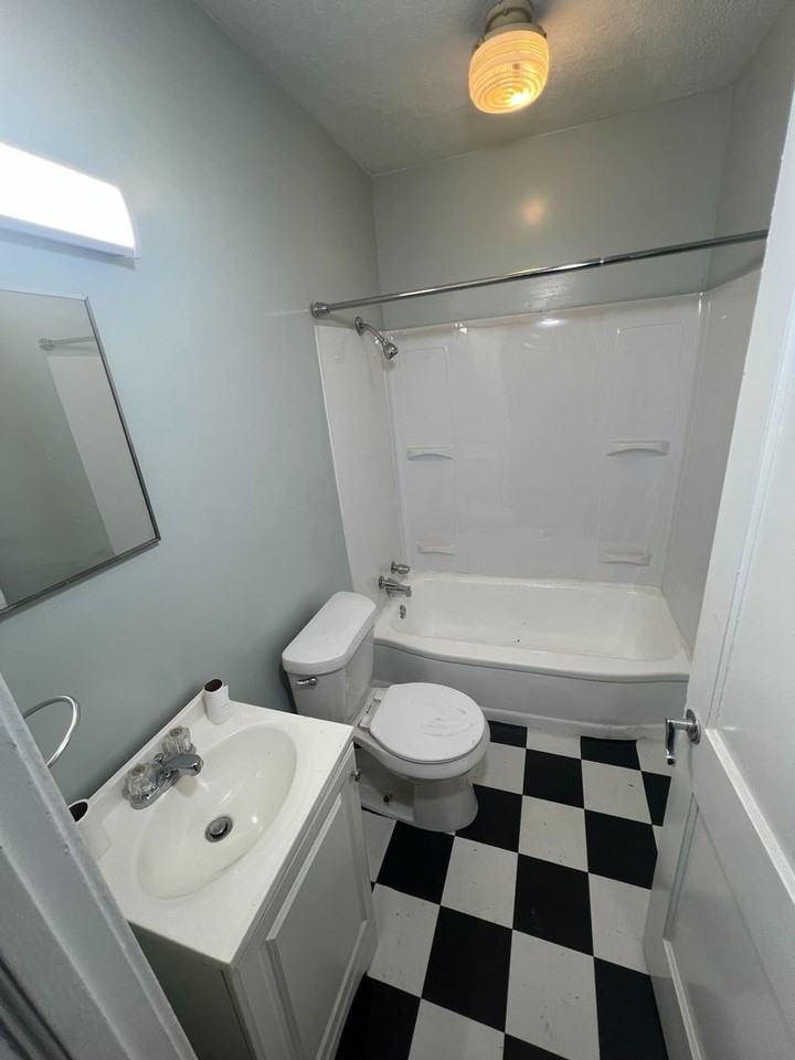 3718 Northbrook Dr - Photo 7 of 11
