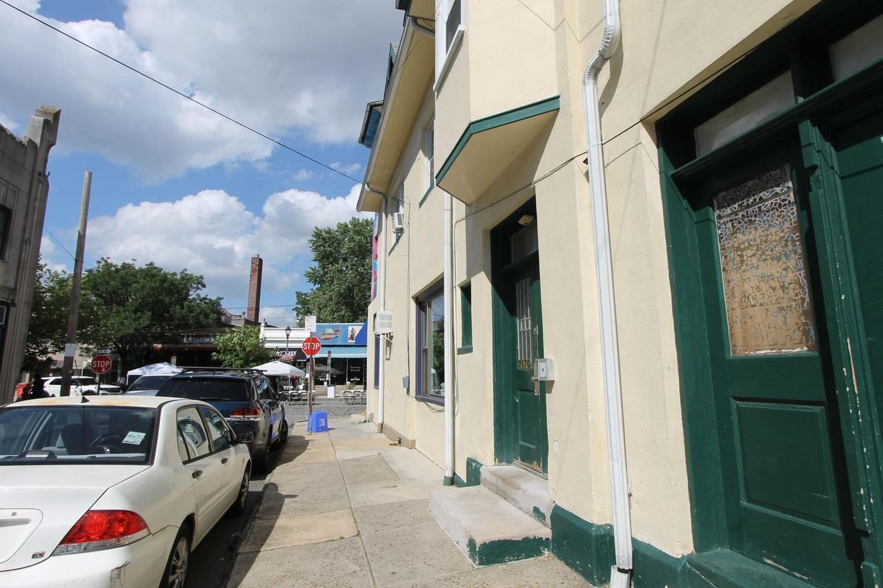 7174 Germantown Ave - Photo 3 of 43