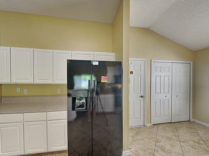 801 Mackenzie Cir - Photo 6 of 29
