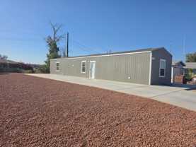 5726 S Loop Ln - Photo 1 of 1