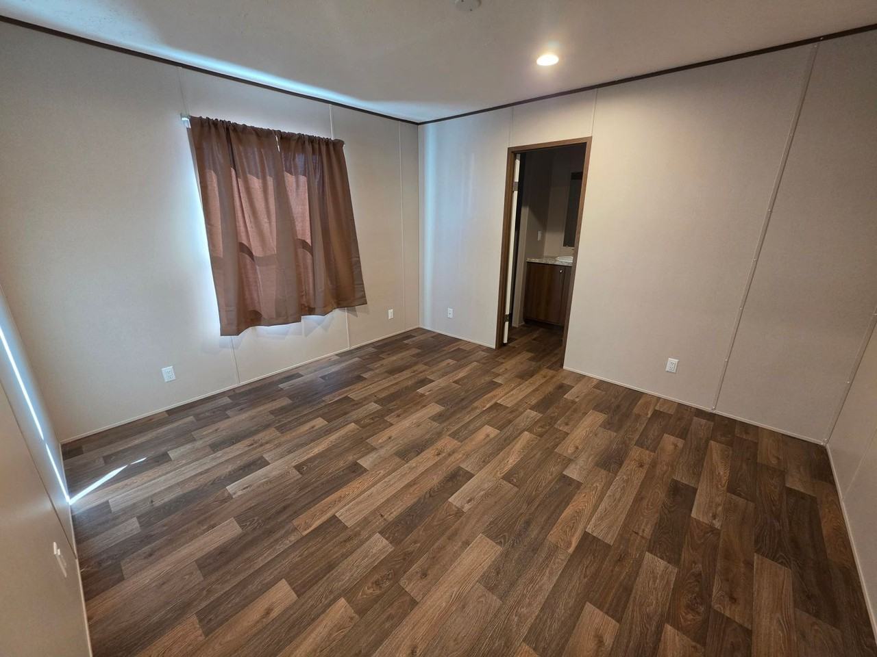 5726 S Loop Ln - Photo 7 of 15