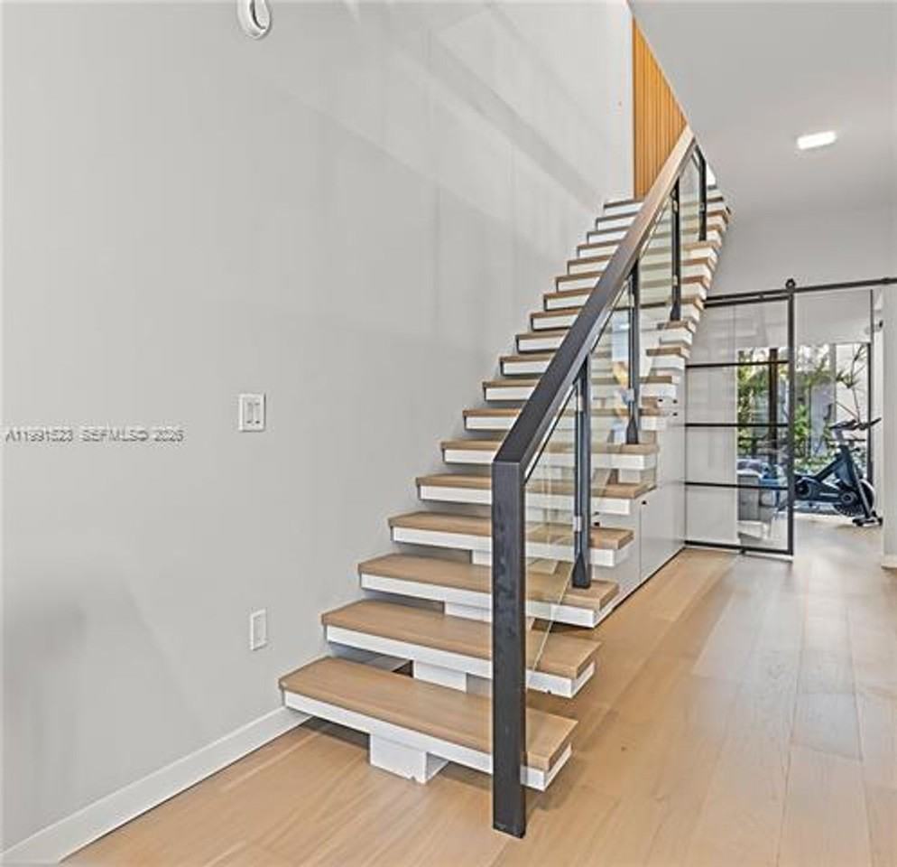 1055 1055 99th St th 1055 - Photo 2 of 23