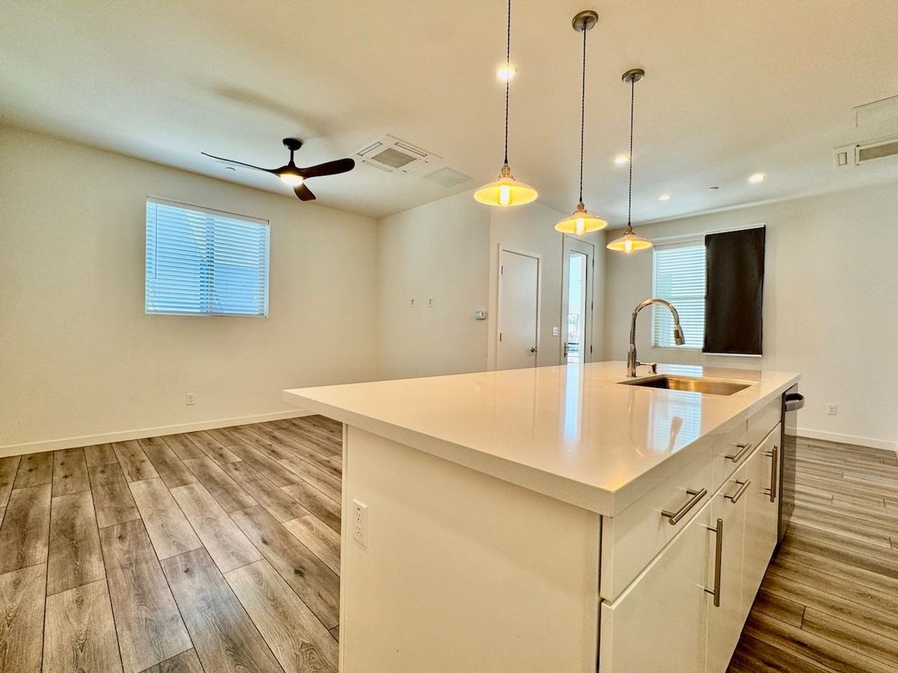 196 Log Pond Ln - Photo 5 of 32