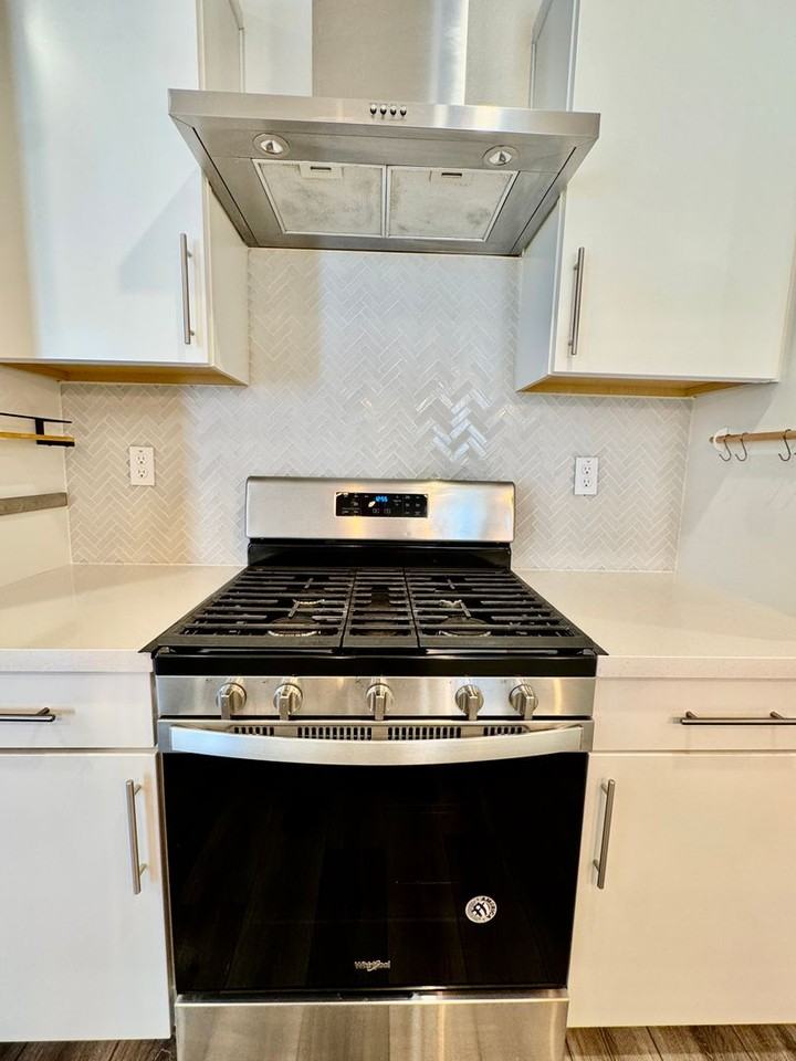 196 Log Pond Ln - Photo 6 of 32