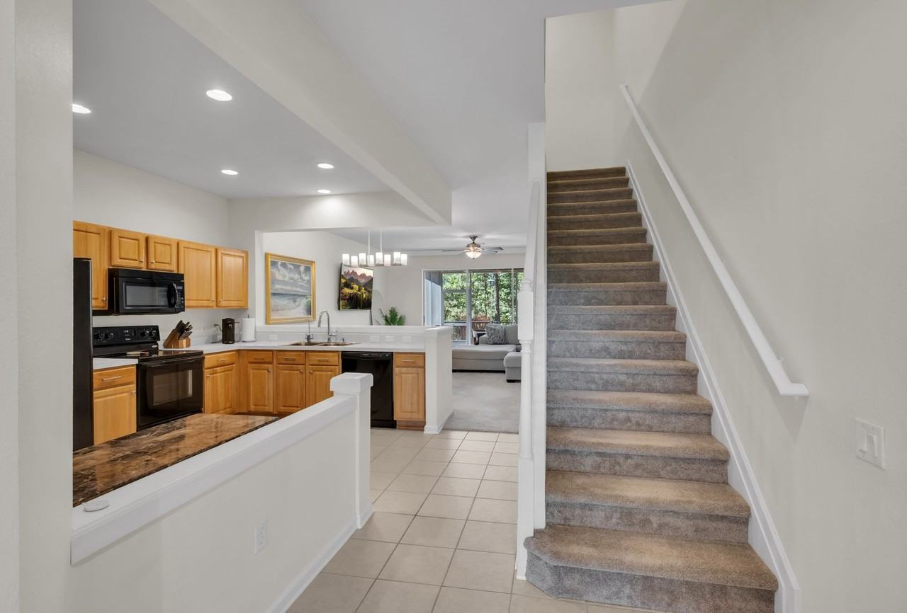 26544 Chimney Spire Ln - Photo 4 of 27