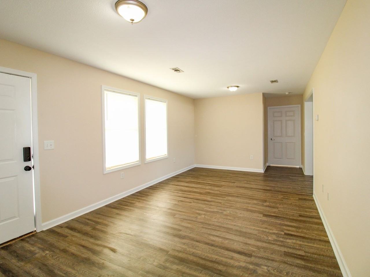 134 Mcnabb Blvd - Photo 4 of 24