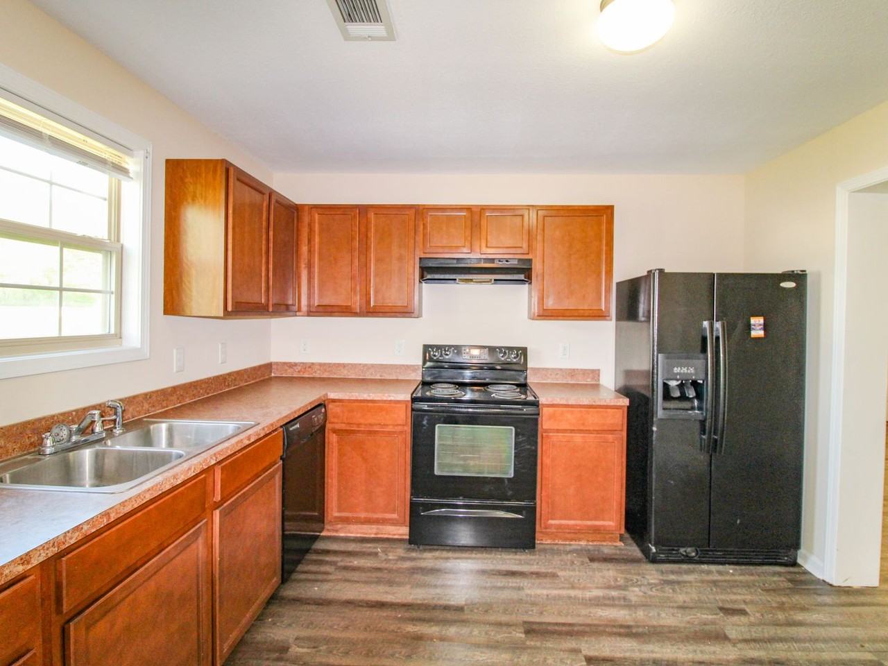 134 Mcnabb Blvd - Photo 7 of 24