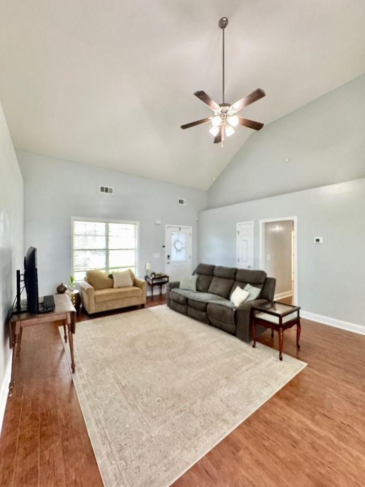 508 Covington Cv - Photo 5 of 31