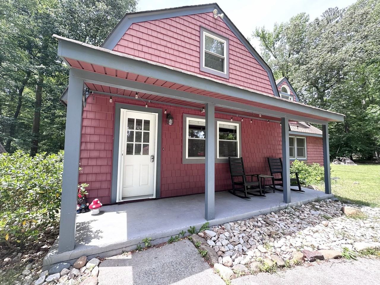 4893 Blackwater Rd - Photo 2 of 31