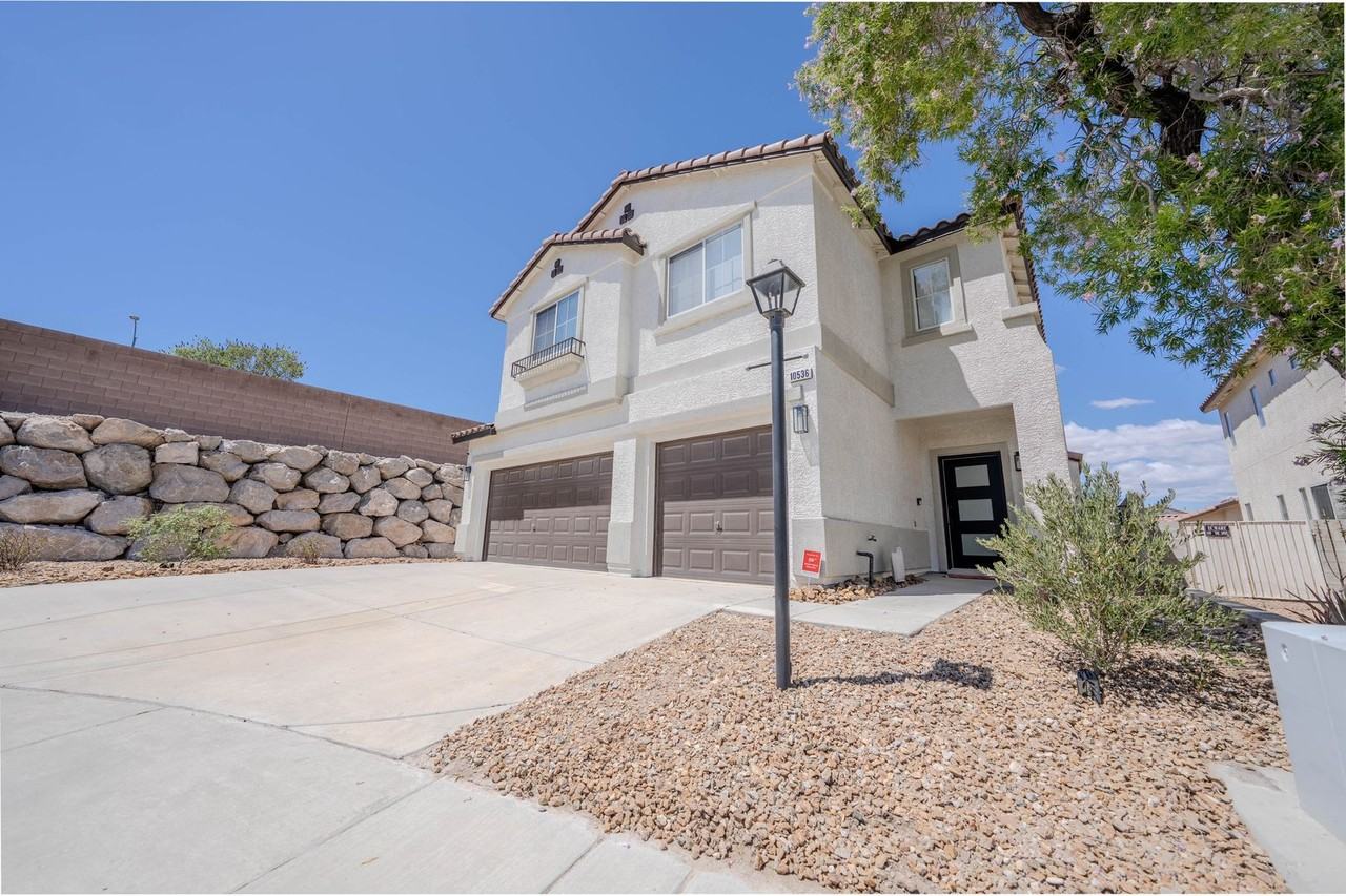 10536 Grand Wash Ct - Photo 2 of 48