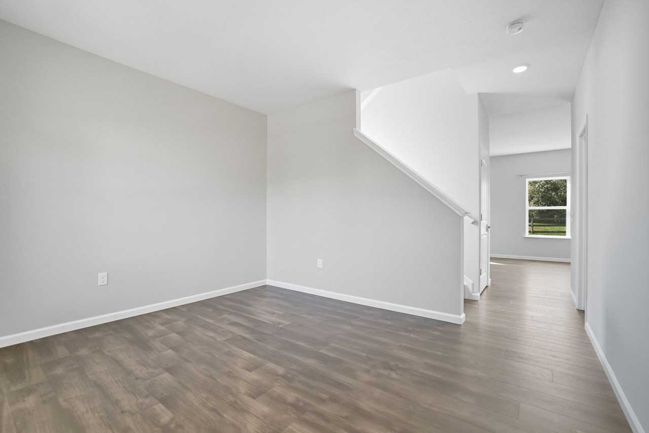 5089 Jessica Suzanne Dr - Photo 4 of 45