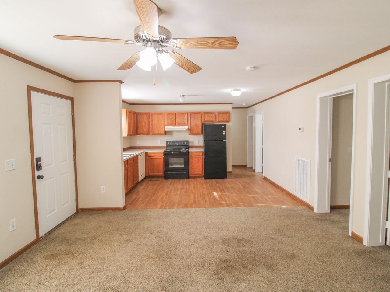 130 Meadows Ln - Photo 5 of 24