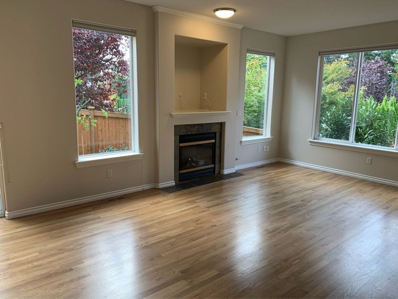 11914 82nd Pl Ne - Photo 5 of 16