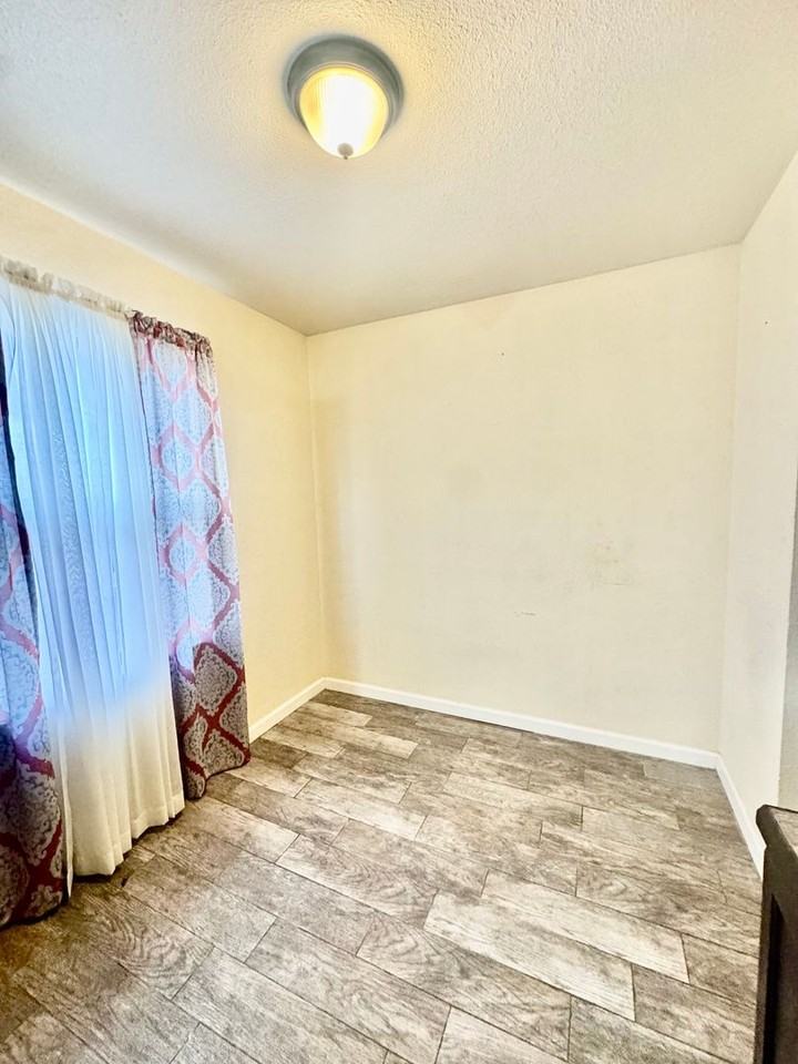 2709 Milo St - Photo 7 of 28