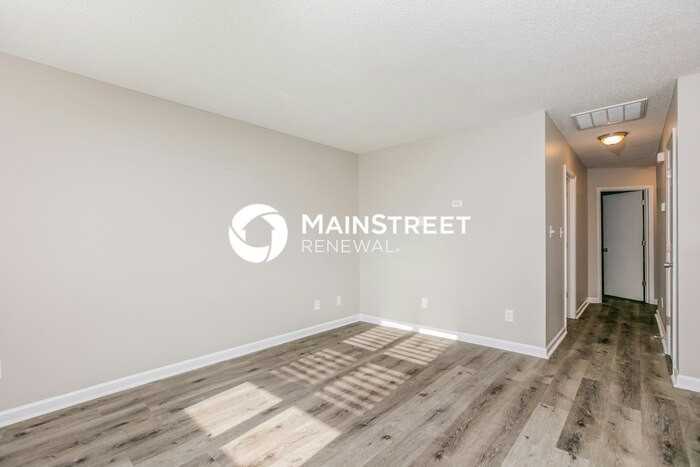 4018 Sudbury Rd - Photo 2 of 16