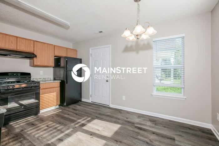 4018 Sudbury Rd - Photo 6 of 16