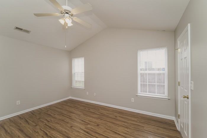 9421 Dewey Dr #144 - Photo 5 of 11