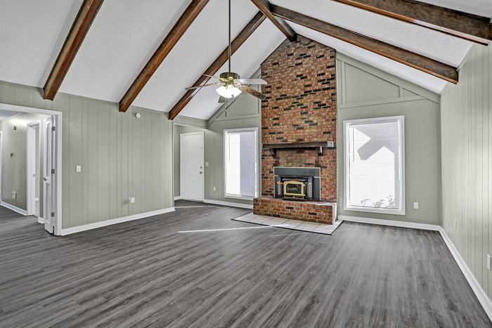 4615 Sherbrook Dr - Photo 5 of 12