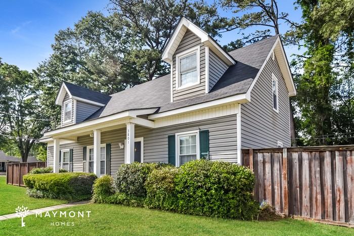 3801 Cedar Ave - Photo 4 of 11