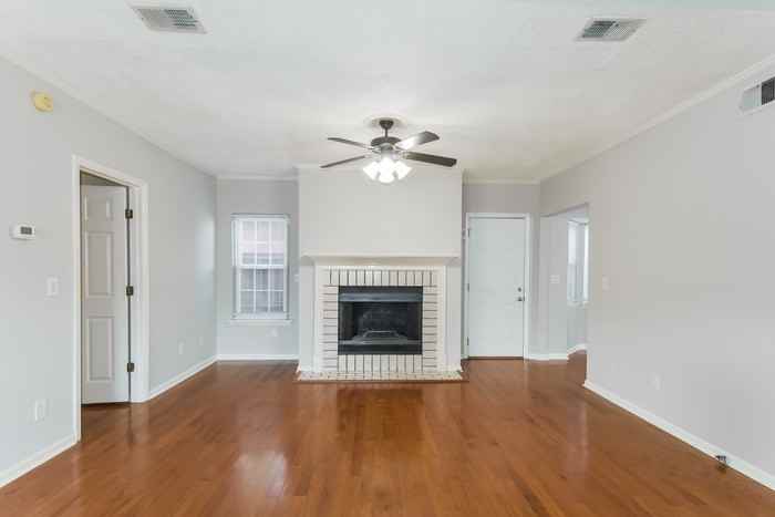 3801 Cedar Ave - Photo 5 of 11