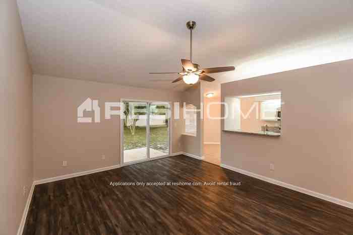 11810 Cherry Bark Dr W - Photo 6 of 24