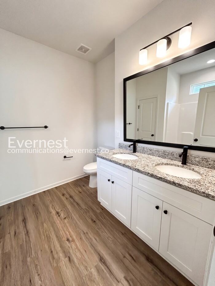 517 N Linwood Ave - Photo 6 of 19