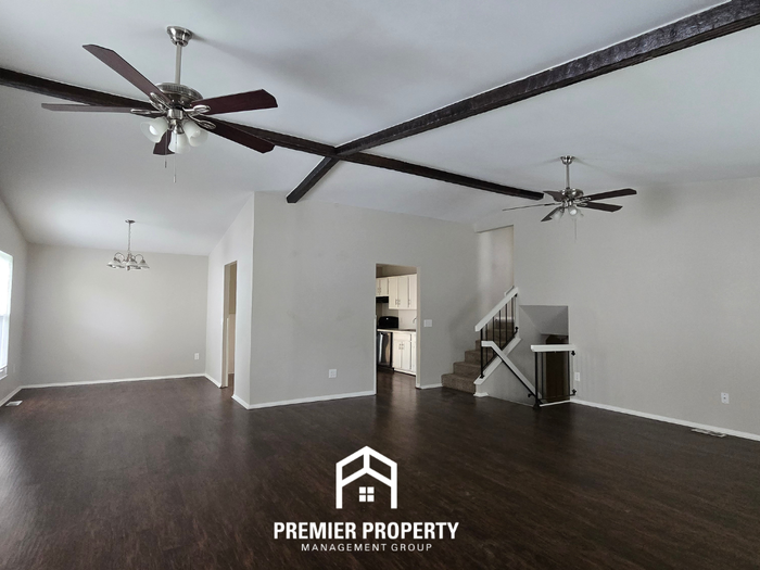30 Marianne Dr - Photo 3 of 13