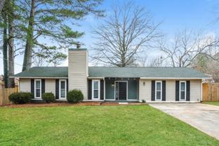 619 Larry Dr - Photo 1 of 1