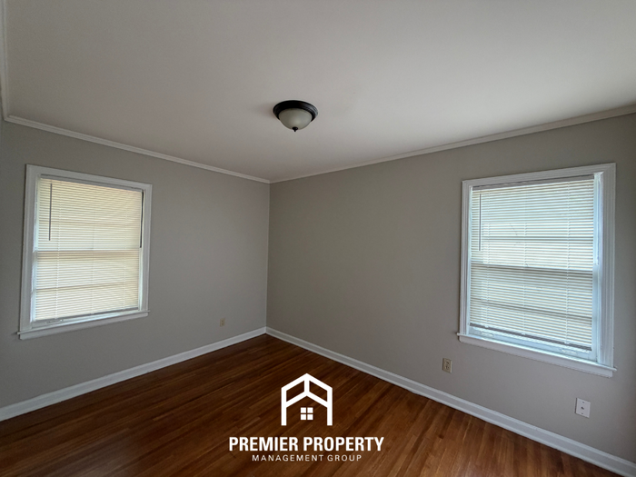 4583 Dunn Ave - Photo 6 of 11
