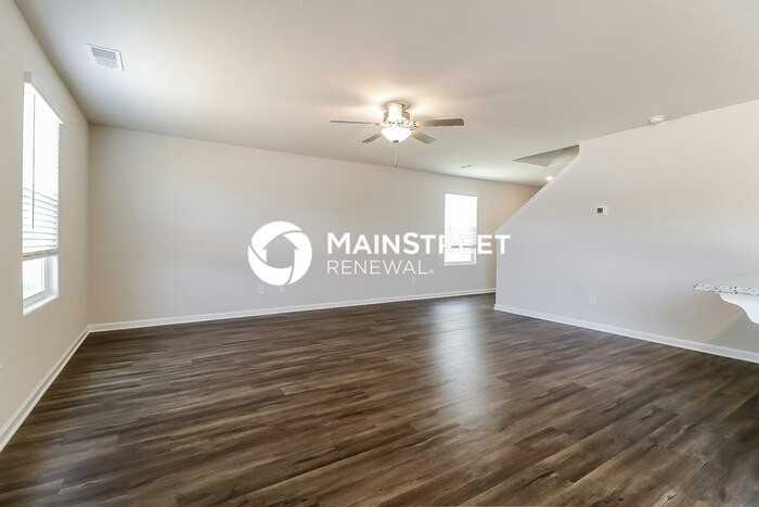 433 Brisk Dr - Photo 7 of 17