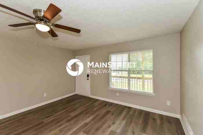 75 Beechwood Ln - Photo 2 of 15