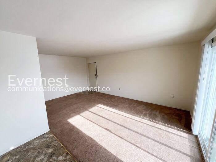 12914 N Cresap St #37 - Photo 4 of 11