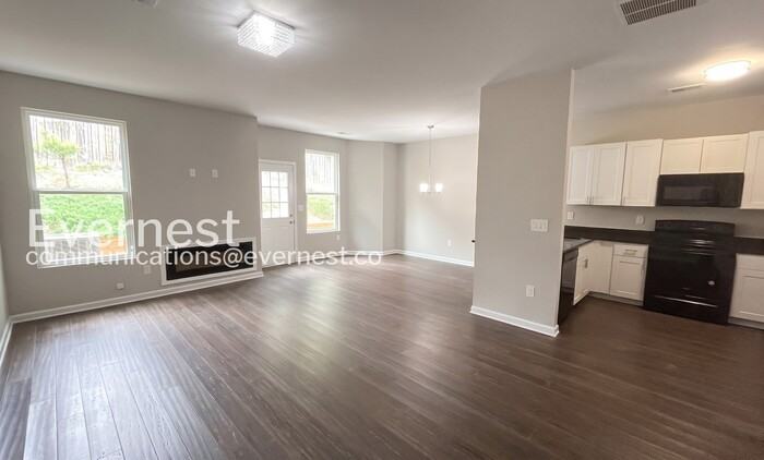 853 Langston Trce - Photo 5 of 28