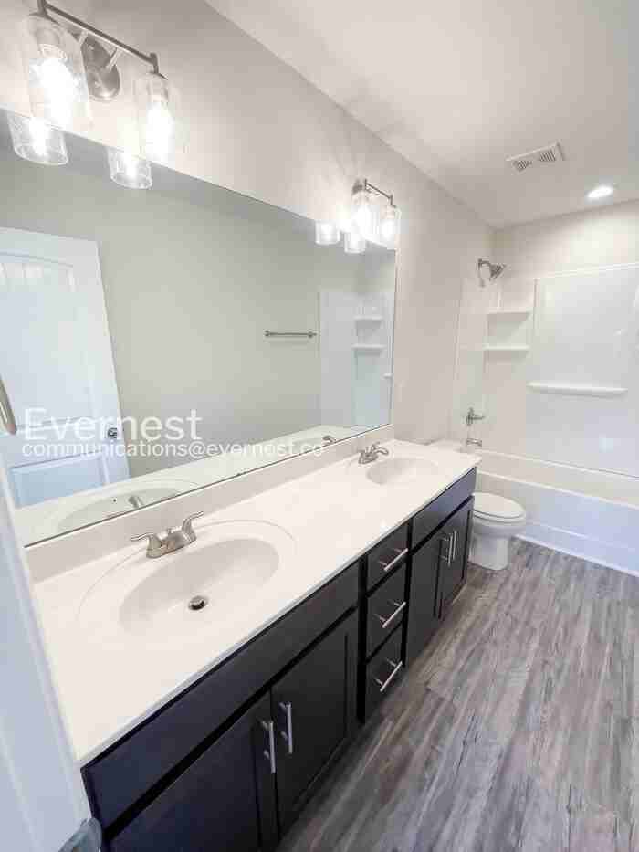 1000 Henry Place Blvd #204 - Photo 7 of 26