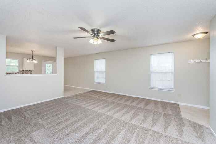 8951 Poppy Ln - Photo 5 of 21
