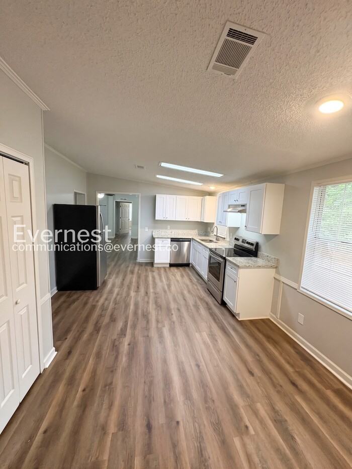 4980 New Horizon Dr - Photo 5 of 22