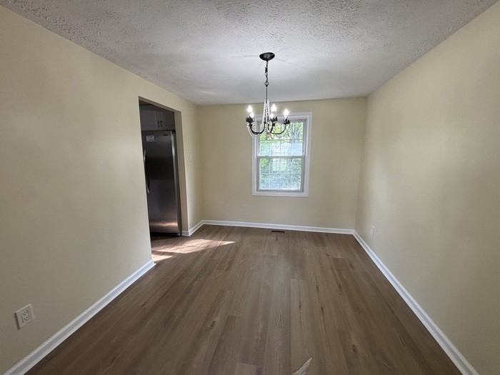 99 Big Stone Ct - Photo 4 of 22
