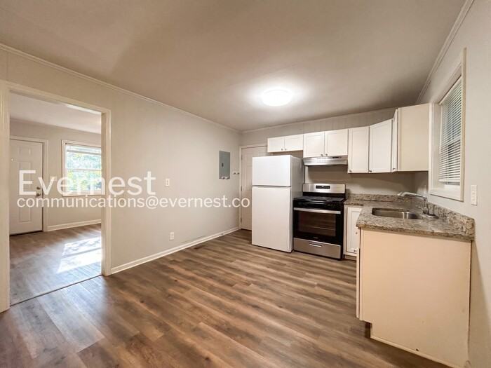 2746 Mary Ave - Photo 6 of 19