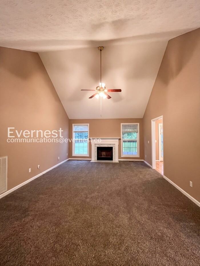 2924 Bearwallow Rd - Photo 7 of 35