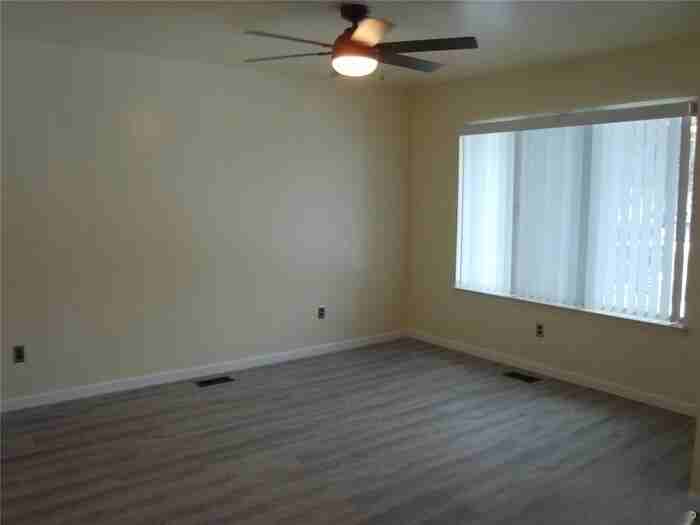 33828 Stonewood Dr - Photo 4 of 18