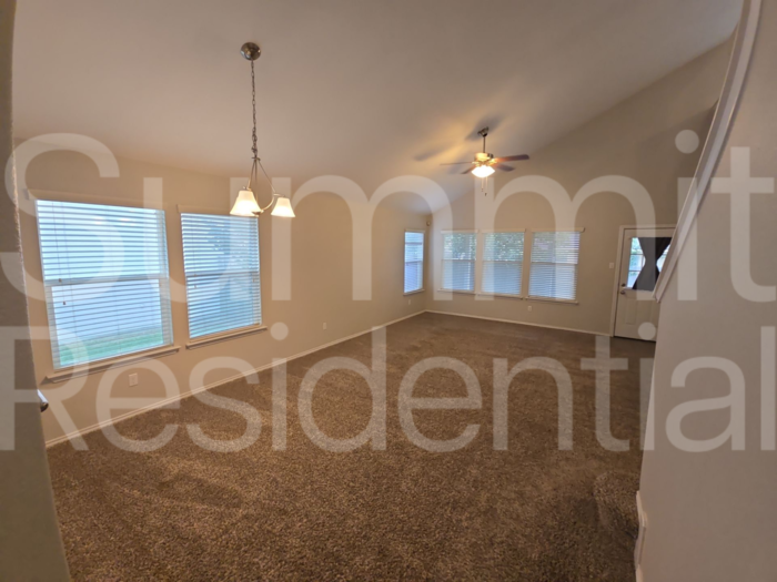 236 Geode Ln - Photo 3 of 25