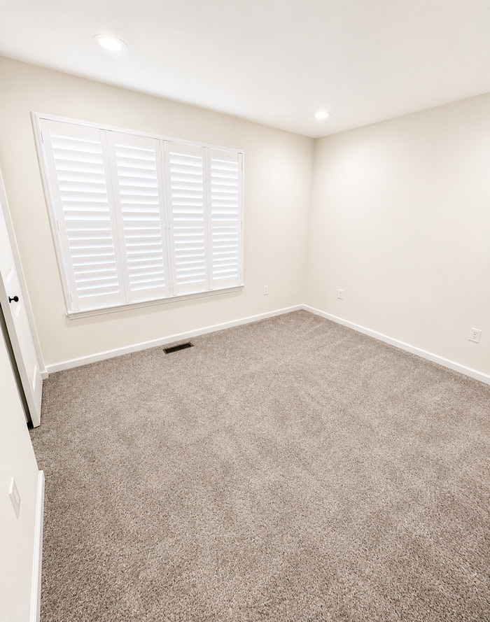 102 Doctrine Dr - Photo 7 of 17