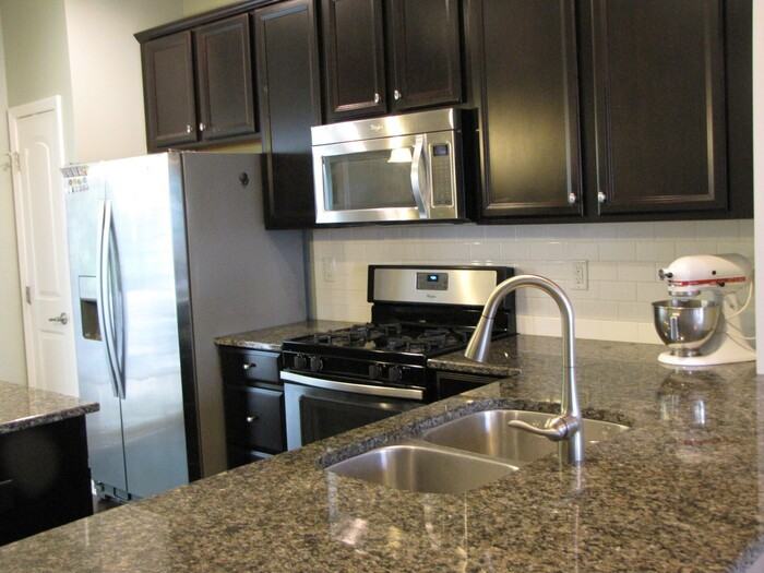 42 Intuition Cir - Photo 5 of 15