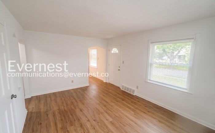 20600 Watson Rd - Photo 5 of 26