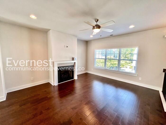 3783 Oxford Cir - Photo 6 of 30