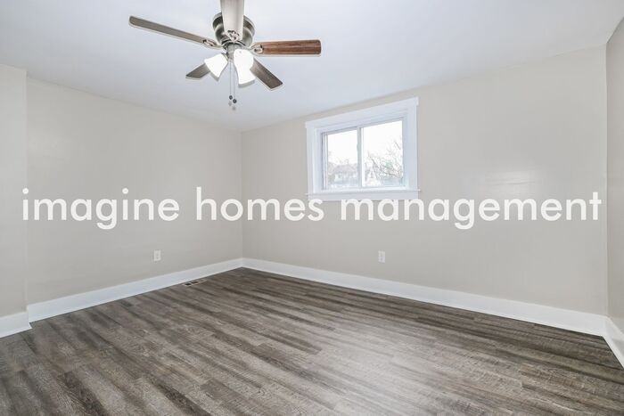 2207 Imperial St #2 - Photo 7 of 17